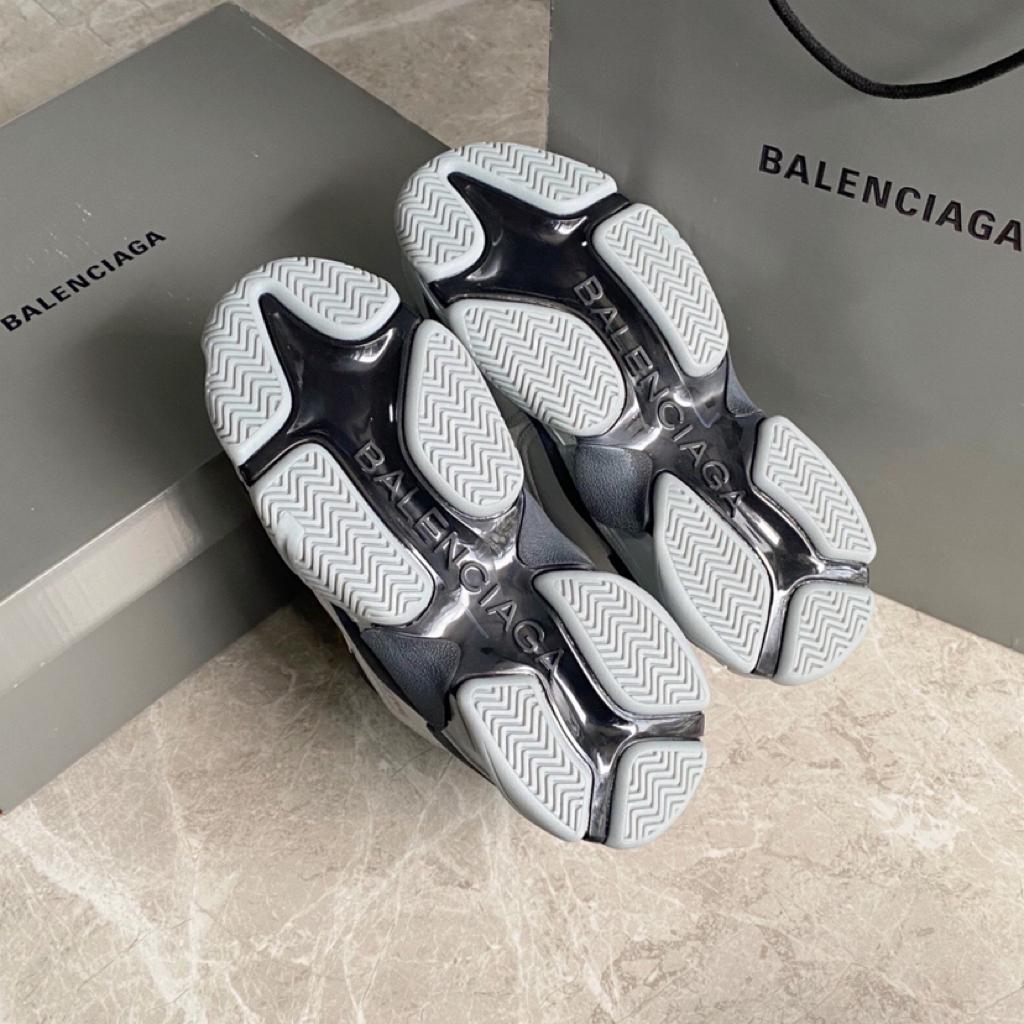Balenciaga Triple S Grey Metallic - vstockx