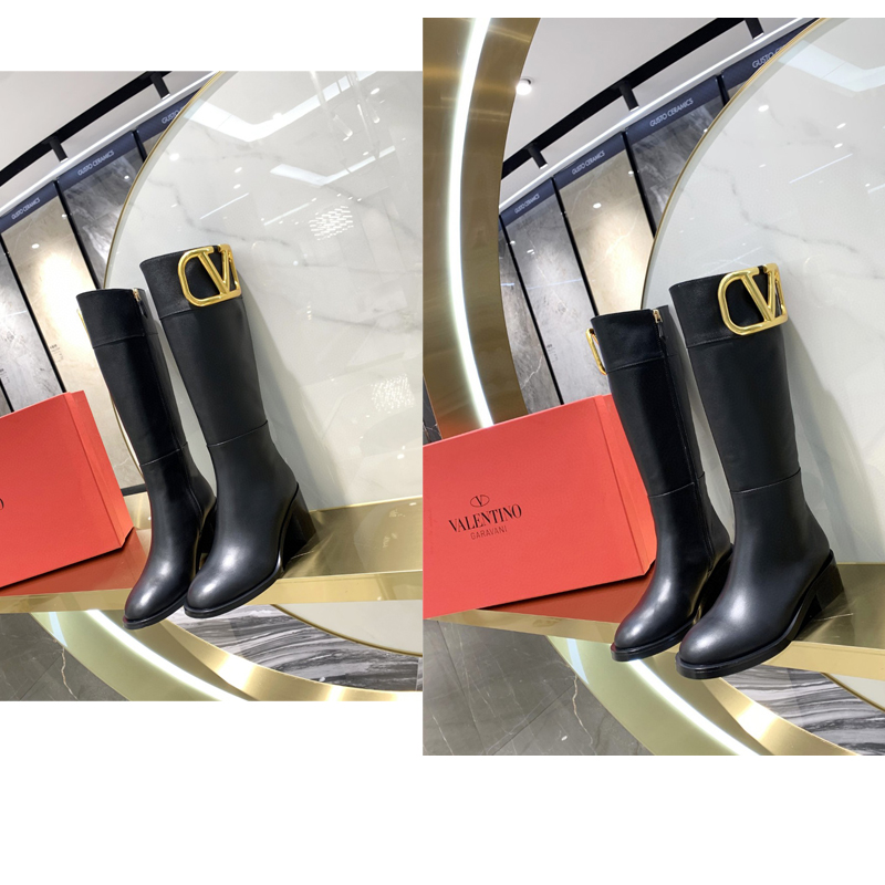 VALENTINO GARAVANI Roman Stud WOMEN 24 - vstockx