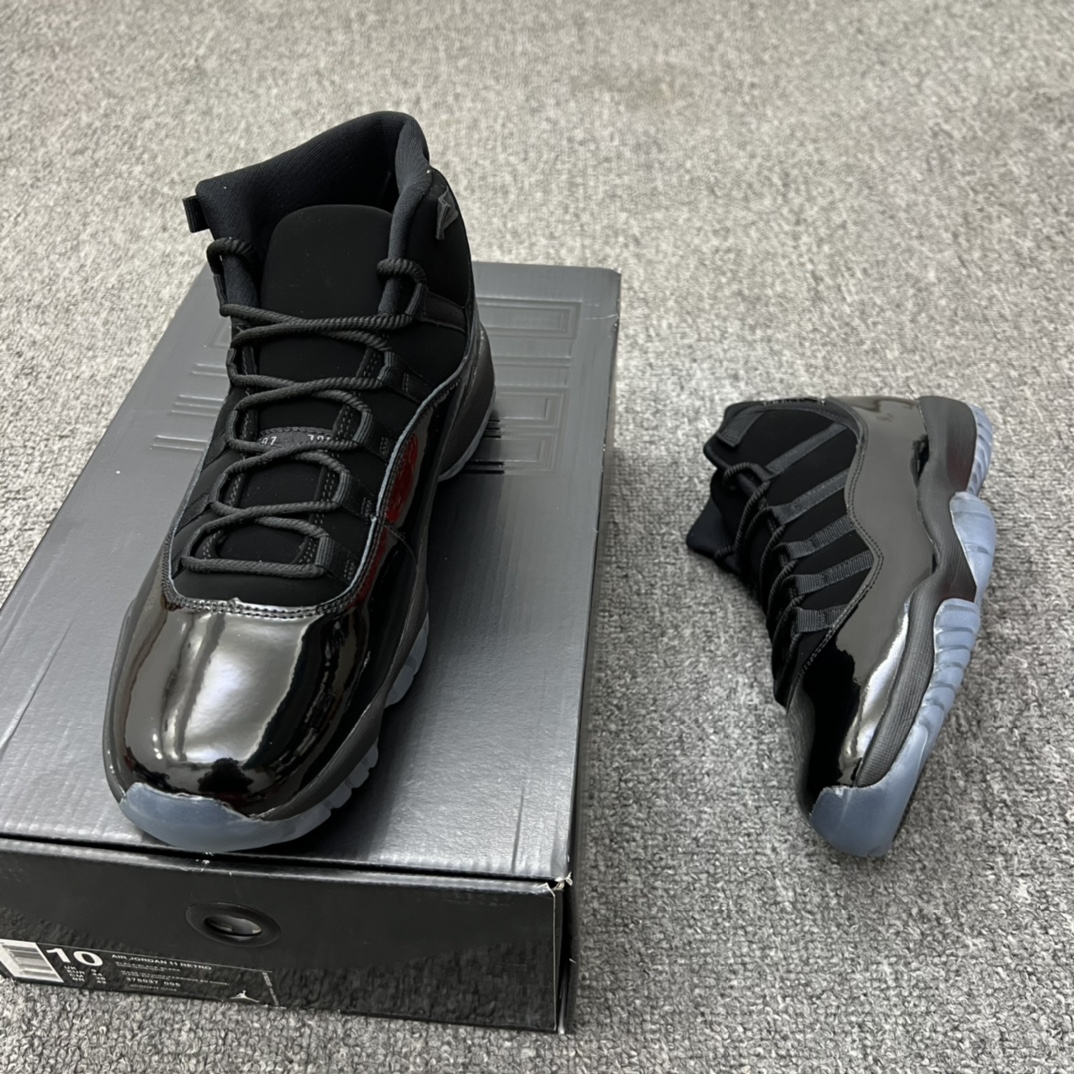 Jordan 11 Retro Cap and Gown - vstockx