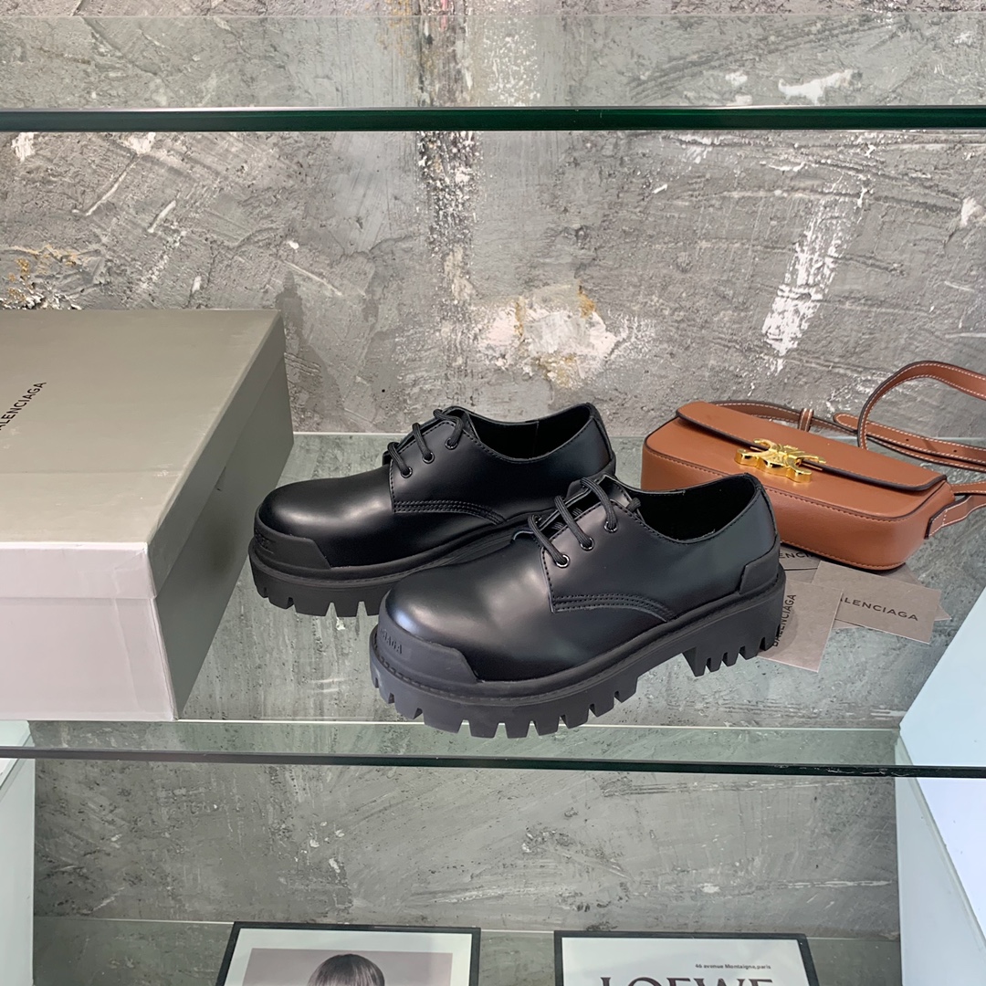 Balenciaga boot women 2 - vstockx