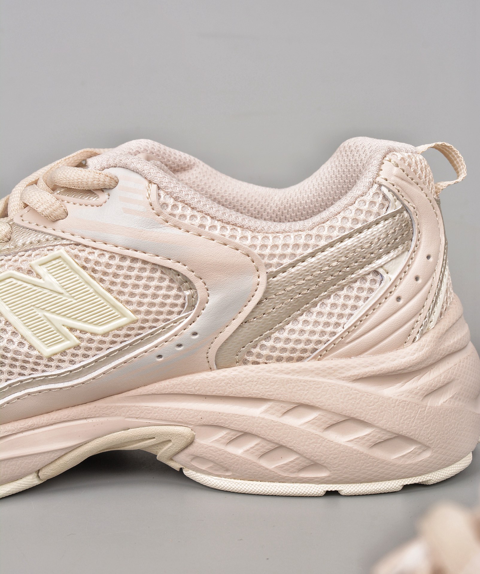 New Balance 530 Sneaker 6 - vstockx