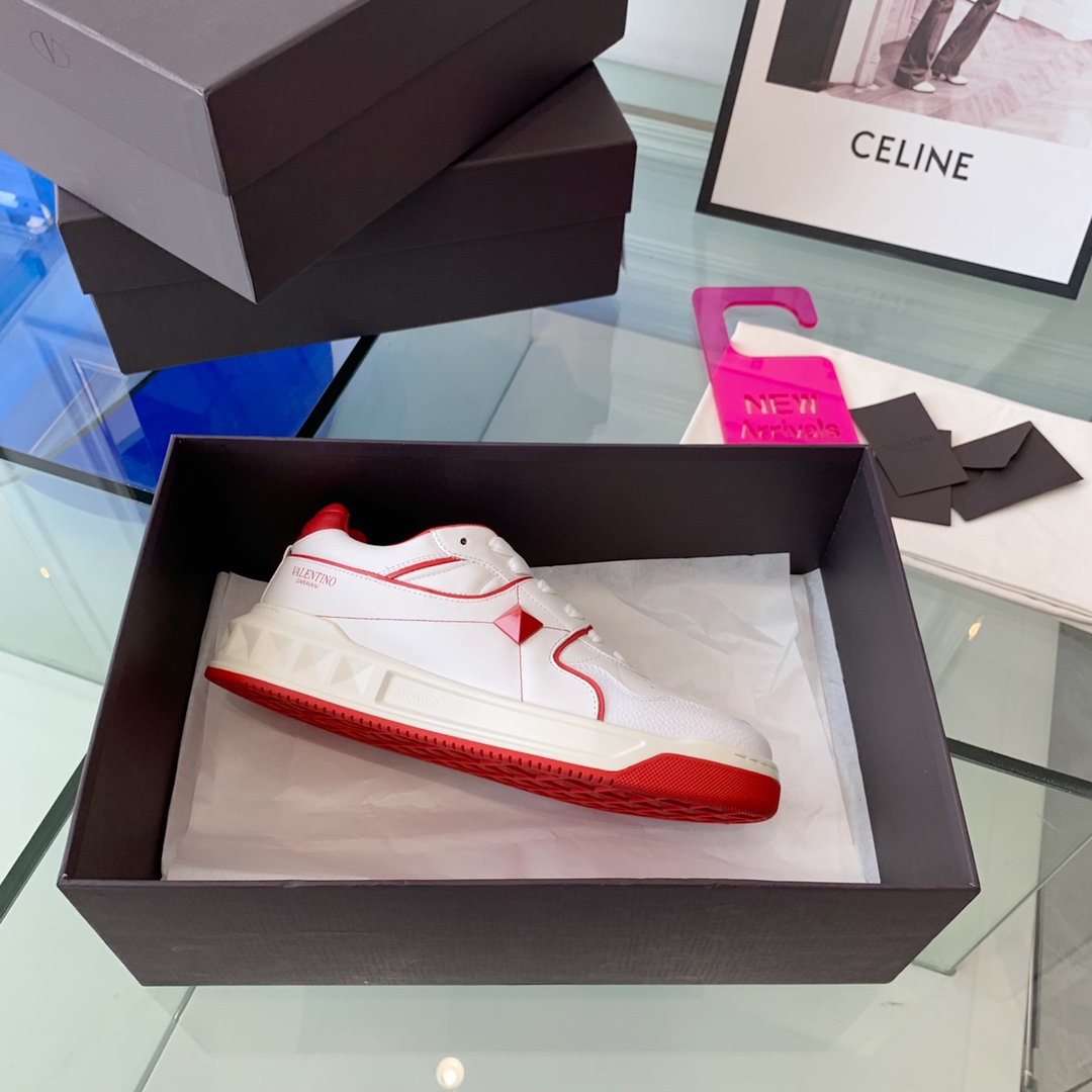 VALENTINO GARAVANI ONE STUD SNEAKER 5 - vstockx