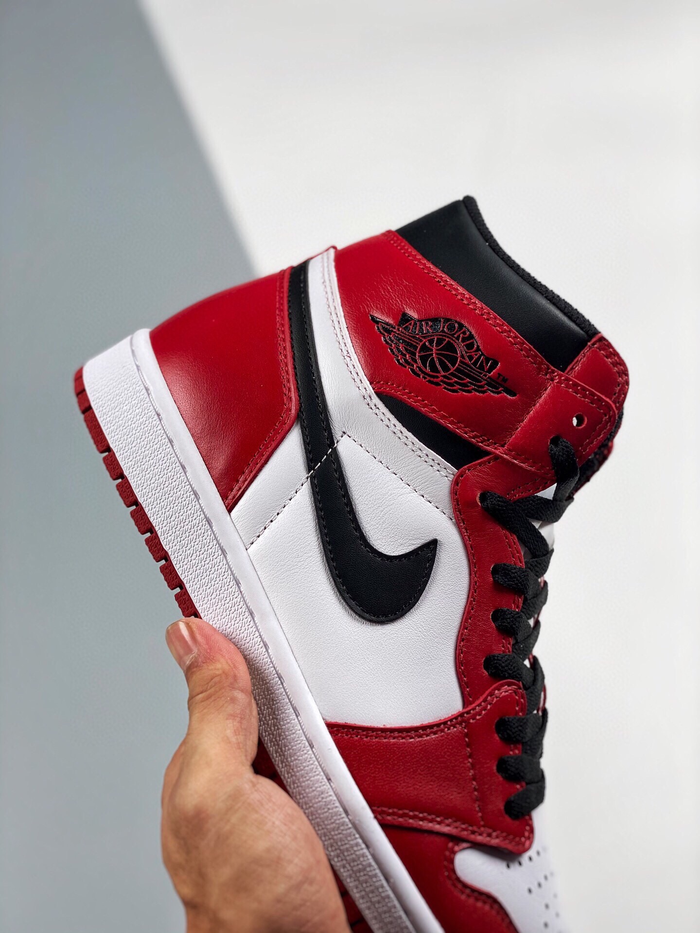 Jordan 1 Retro Chicago (2015) - vstockx
