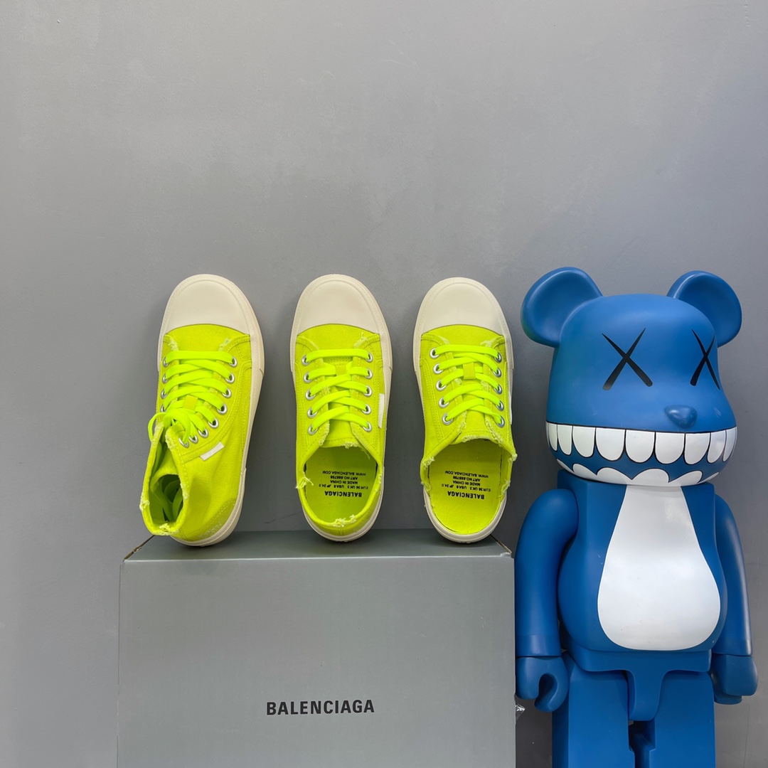 Balenciaga Paris Sneaker 2 - vstockx