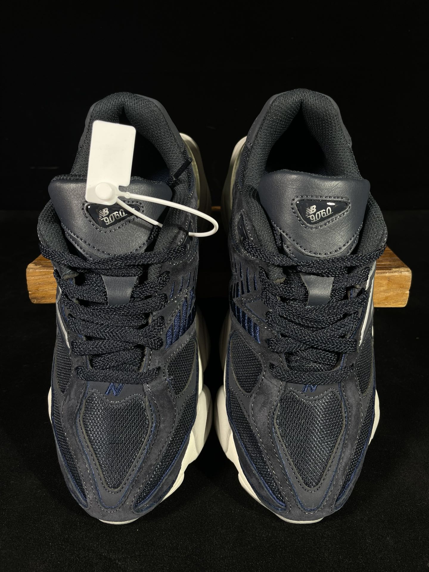 New Balance 9060 Eclipse - vstockx