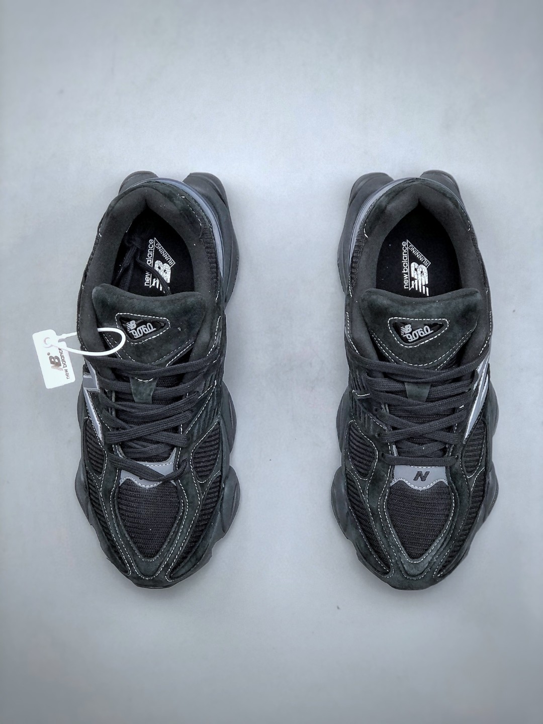 New Balance 9060 Triple Black - vstockx