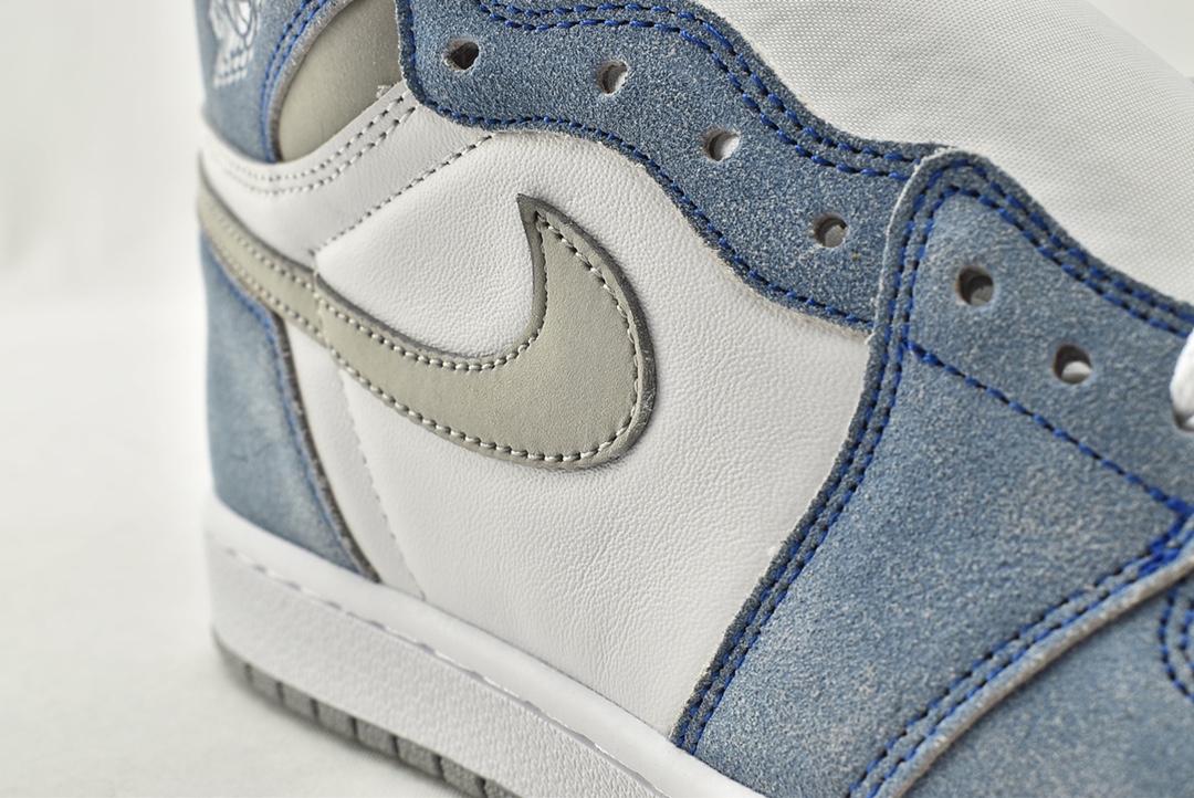 Jordan 1 Retro High Hyper Royal Smoke Grey - vstockx