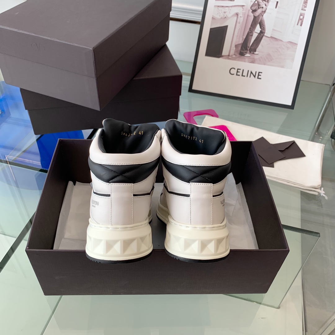 VALENTINO GARAVANI ONE STUD SNEAKER 6 - vstockx