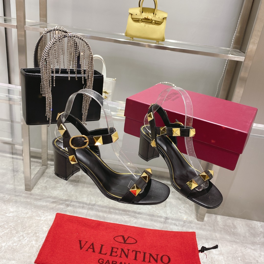 VALENTINO GARAVANI ROMAN STUD WOMEN 10 - vstockx