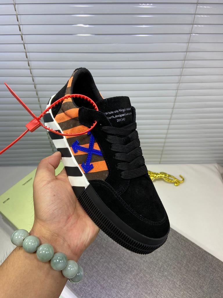 Off-White Low Vulc Black Orange - vstockx