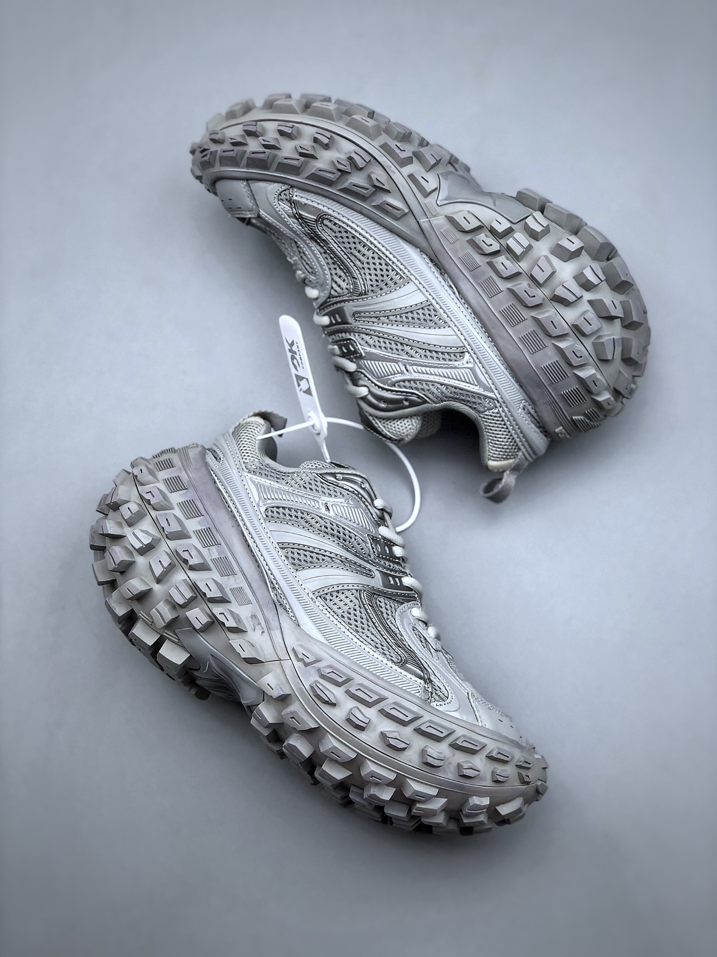 Balenciaga Defender Grey - vstockx