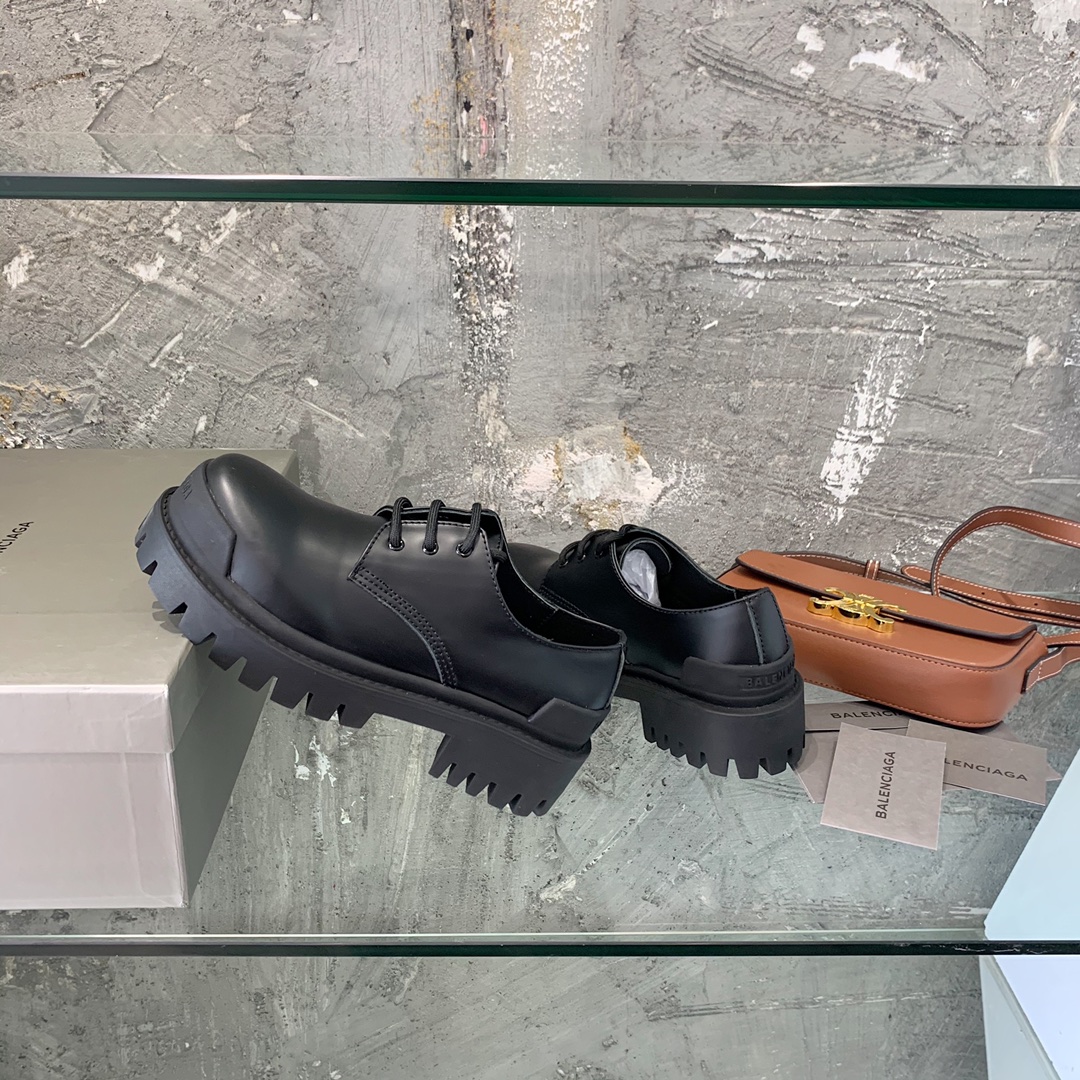 Balenciaga boot women 2 - vstockx