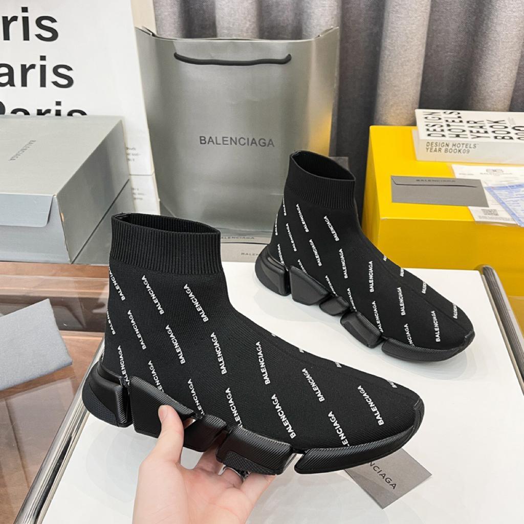 Balenciaga Speed Trainer 2.0 All Over Logo Black White - vstockx