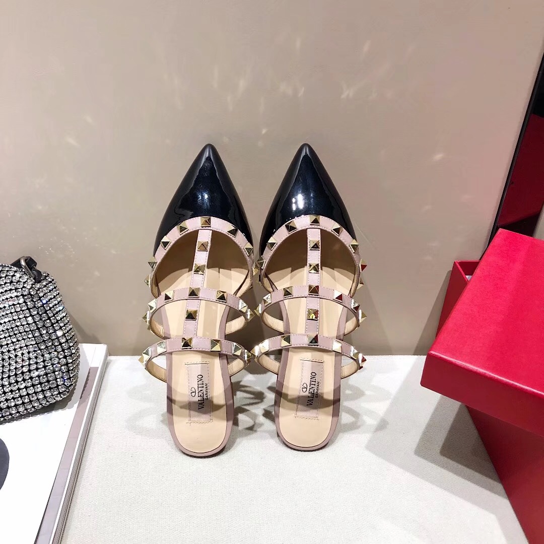 VALENTINO GARAVANI Roman Stud WOMEN 20 - vstockx