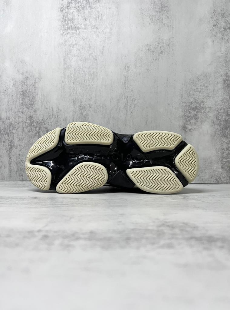 Balenciaga Triple S Beige - vstockx