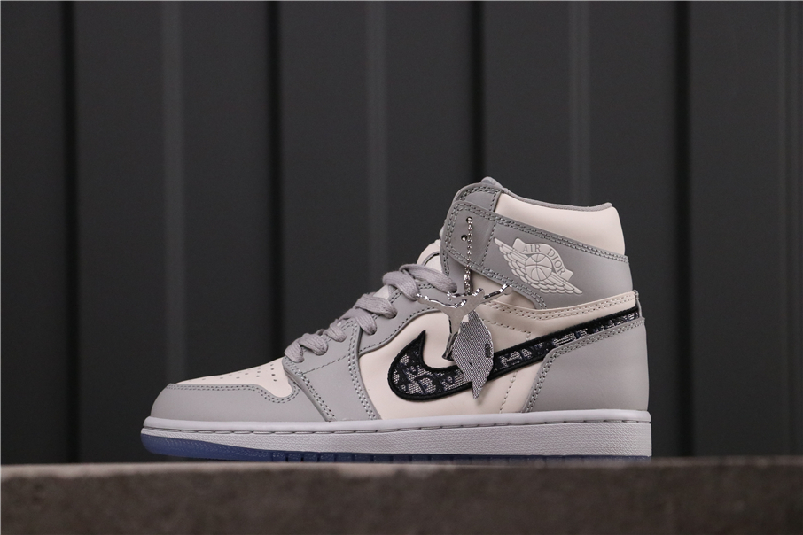Jordan 1 Retro High Dior - vstockx