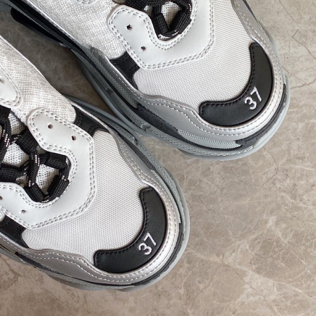 Balenciaga Triple S Grey Metallic - vstockx