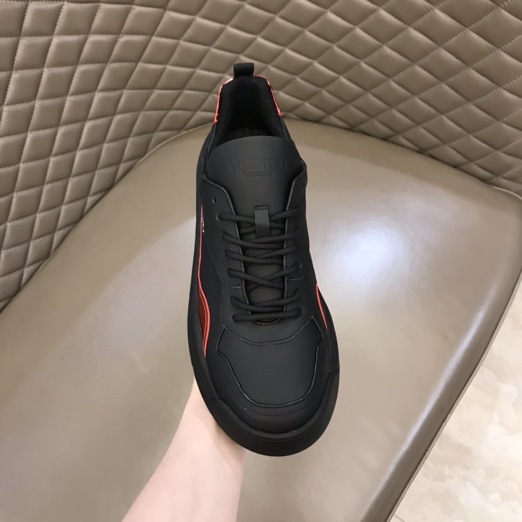 Valentino Garavani Gumboy low-top sneakers 2 - vstockx