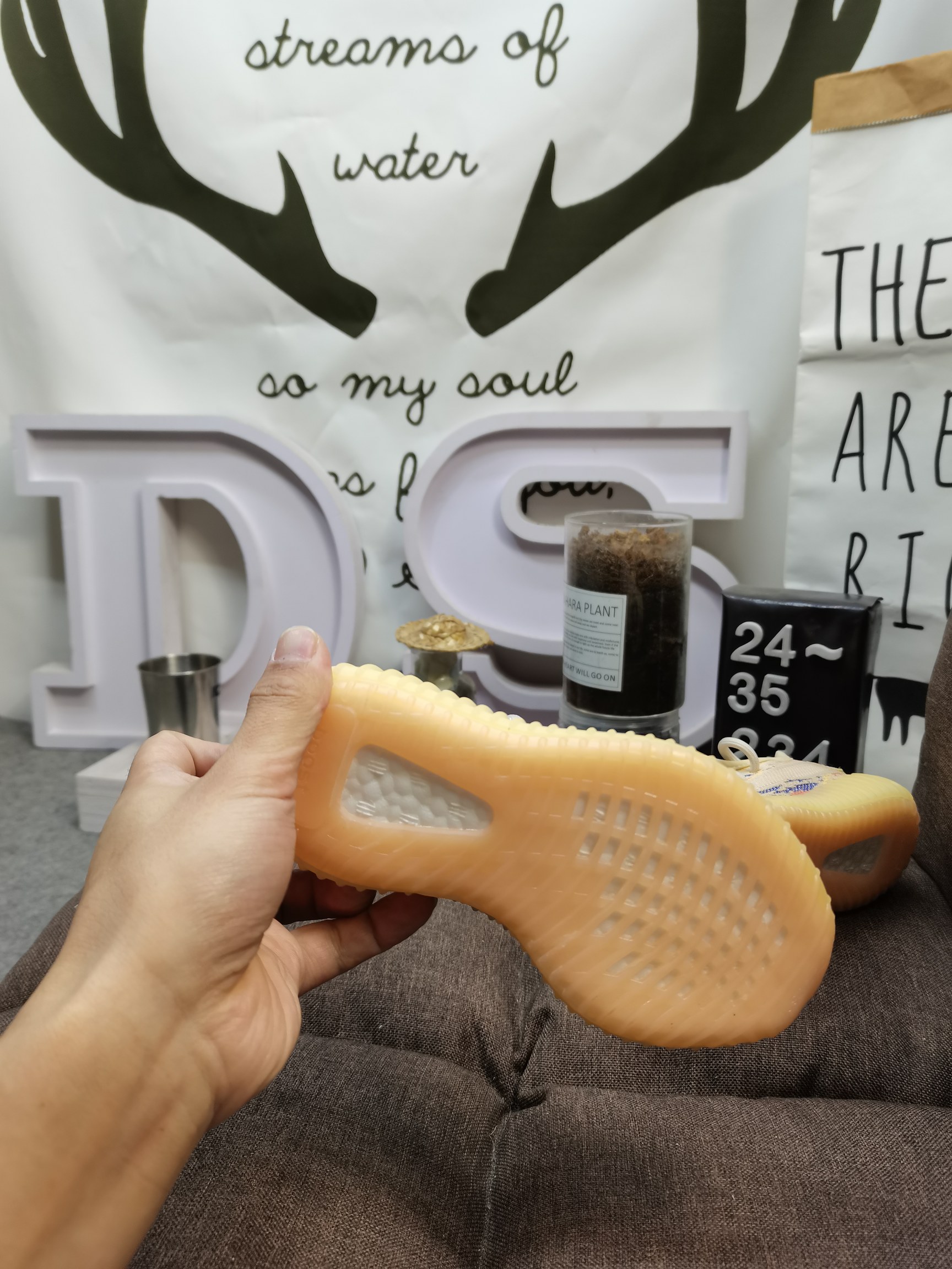 Kids yeezy 350 shoes 1 - vstockx