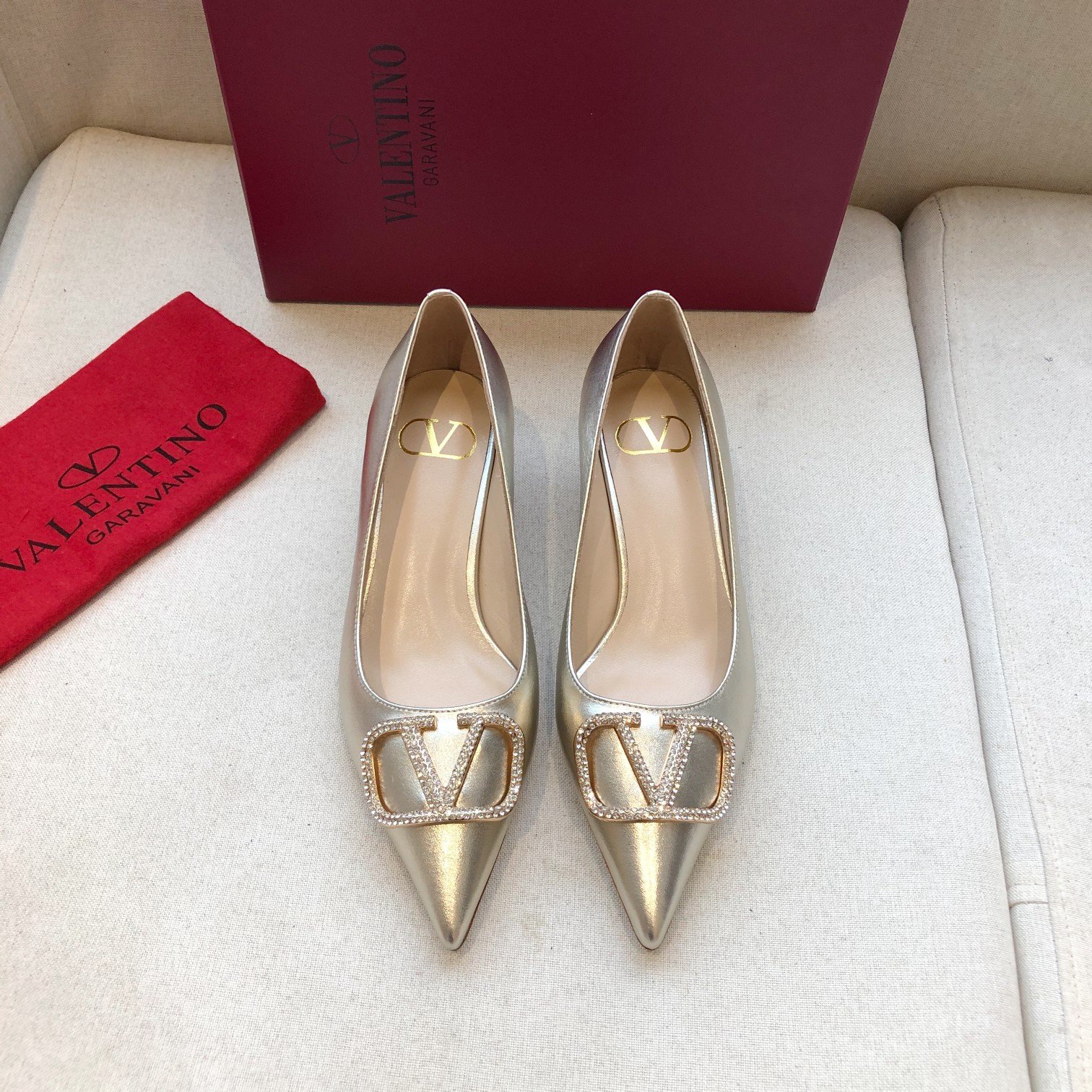 VALENTINO GARAVANI Roman Stud BOOT WOMEN 32 - vstockx