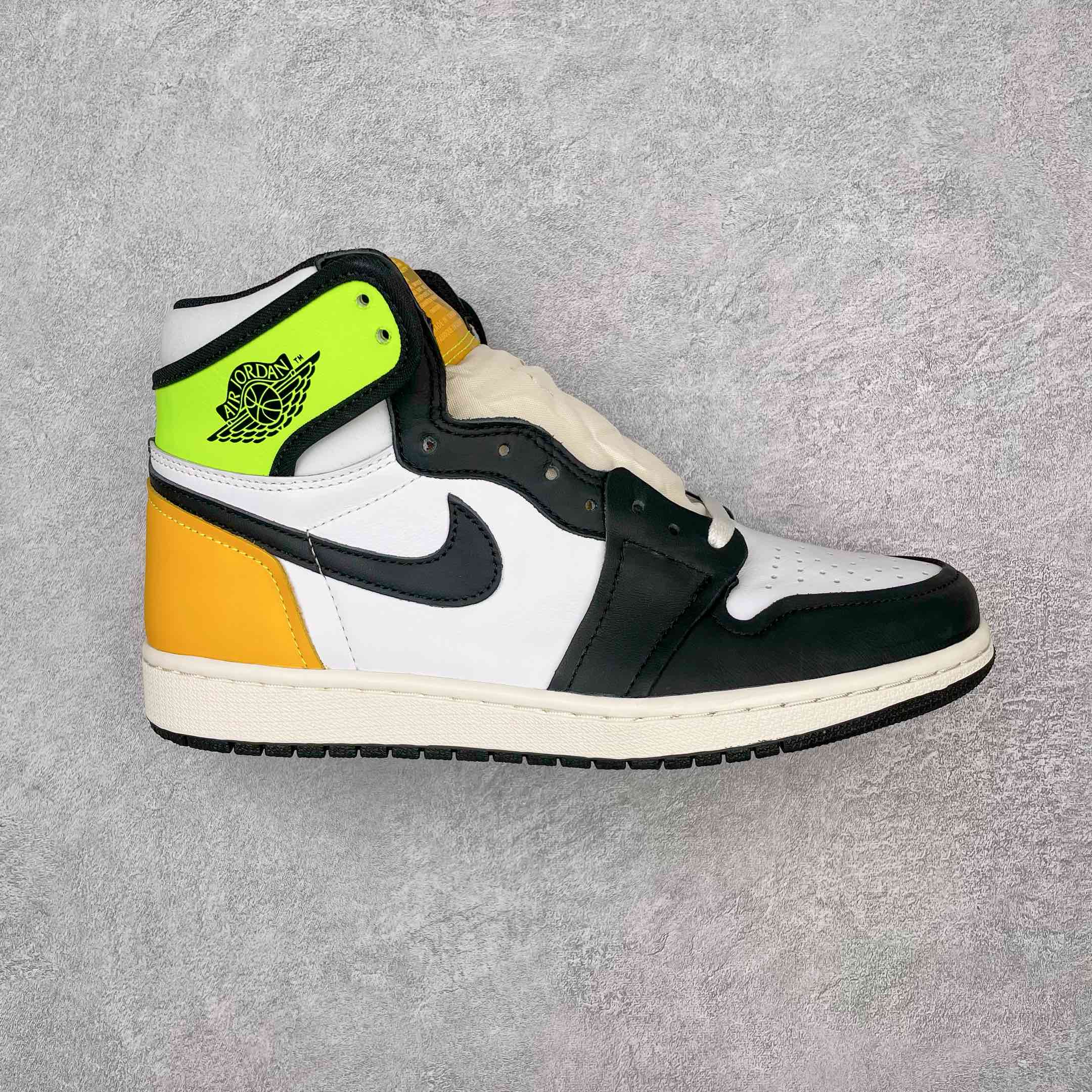 Jordan 1 Retro High White Black Volt University Gold - vstockx
