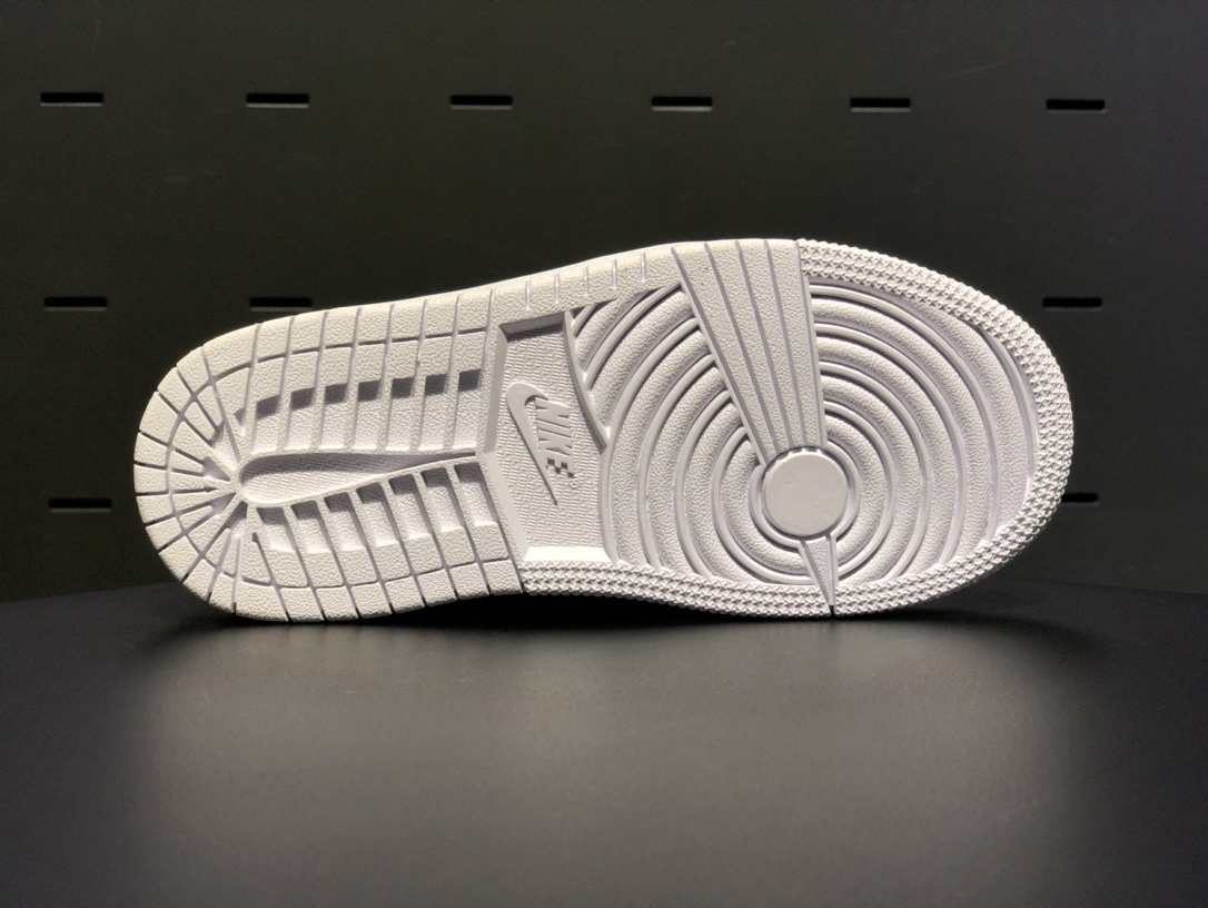 Kids jordan 1 high shoes 2 - vstockx