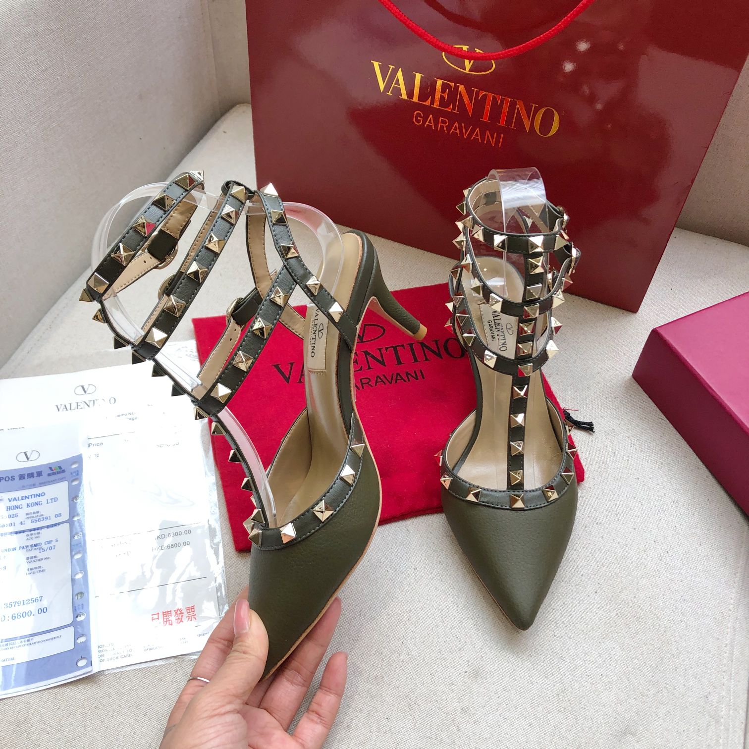 VALENTINO GARAVANI ROMAN STUD WOMEN 9 - vstockx