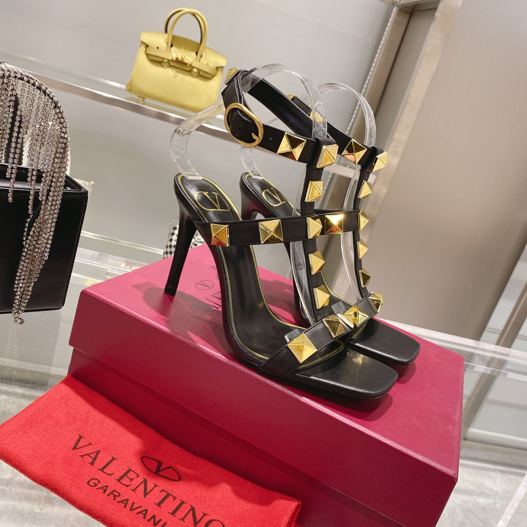 VALENTINO GARAVANI ROMAN STUD WOMEN 10 - vstockx