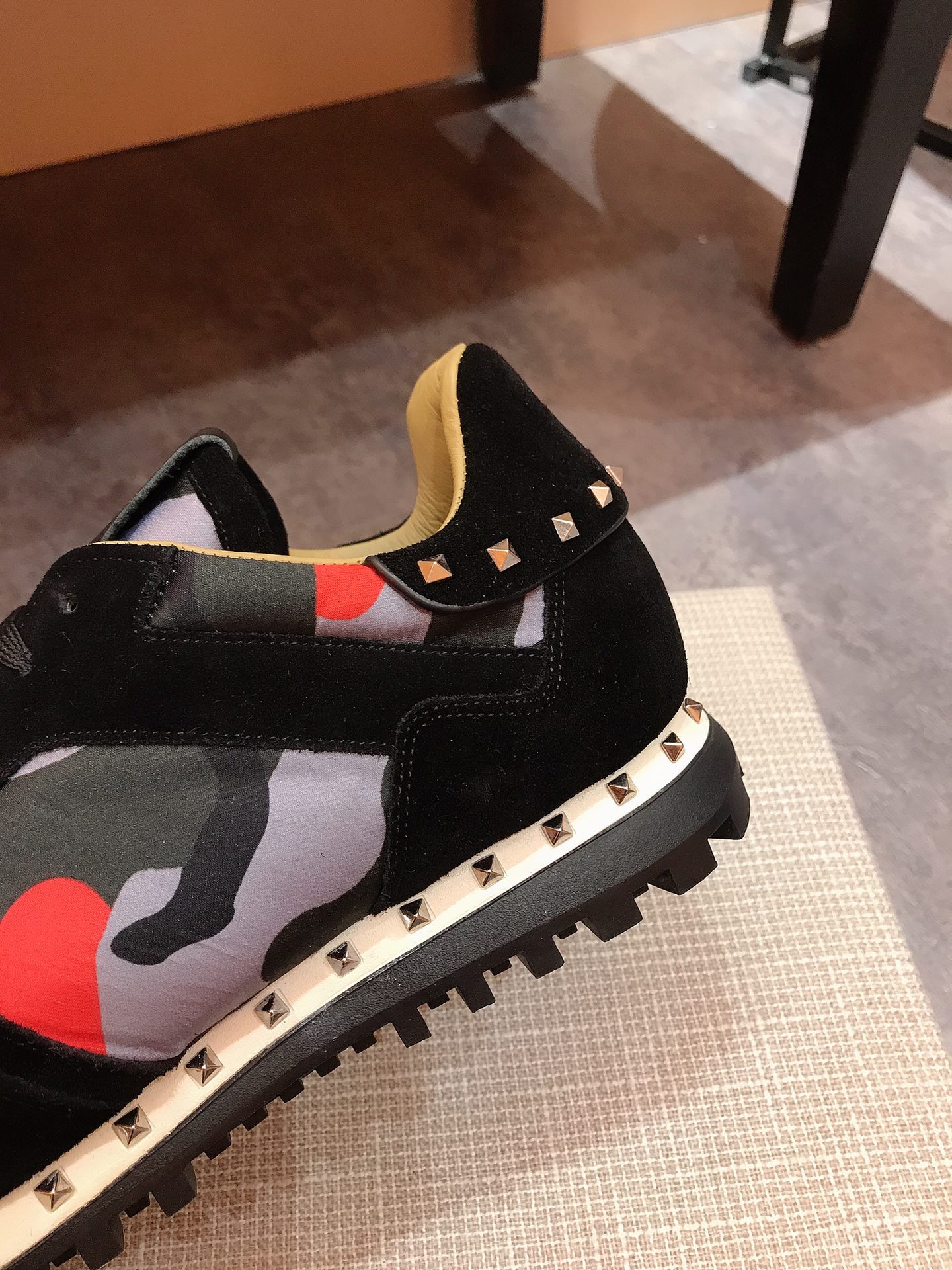 Valentino Garavani Rockrunner camouflage-print sneakers 22 - vstockx