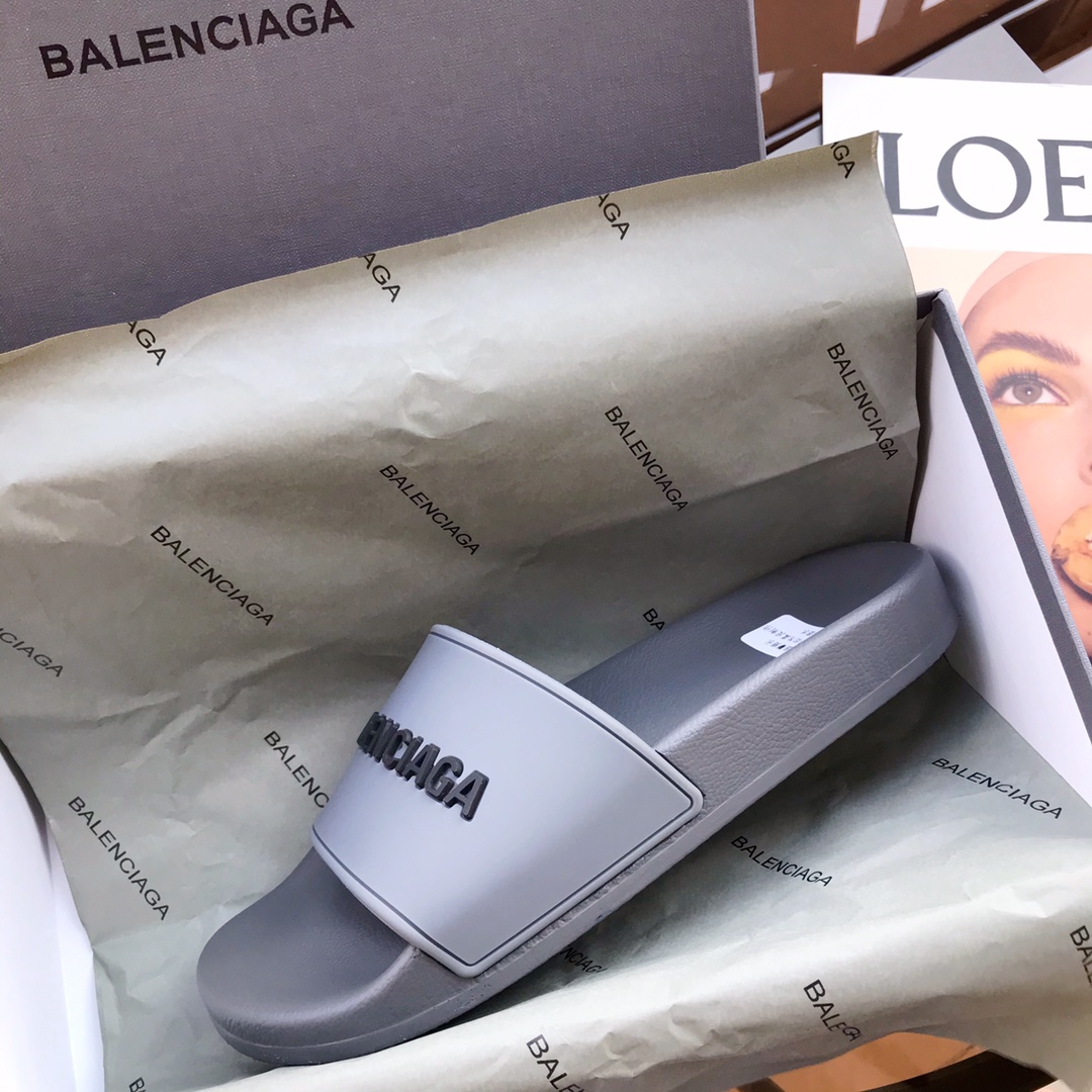 Balenciaga Slides 2 - vstockx