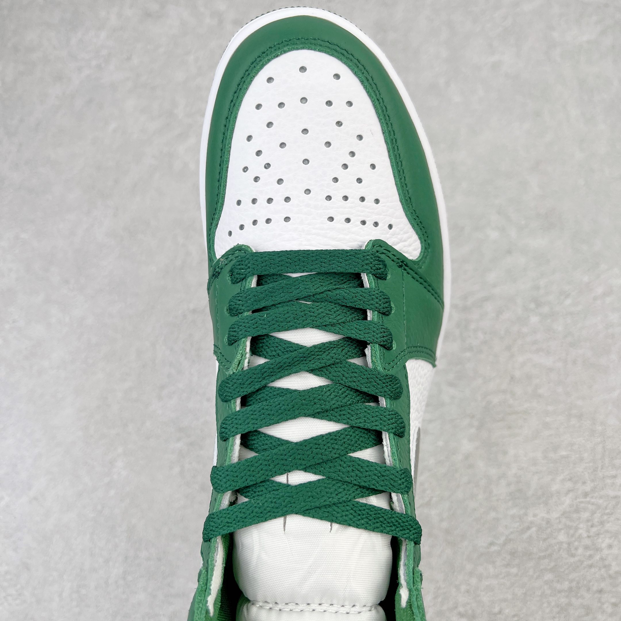 Jordan 1 Retro High OG Gorge Green - vstockx