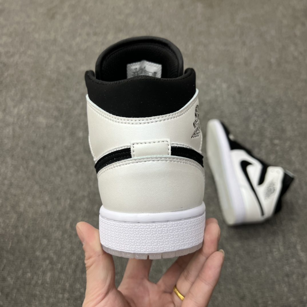 Jordan 1 Mid Diamond Shorts - vstockx