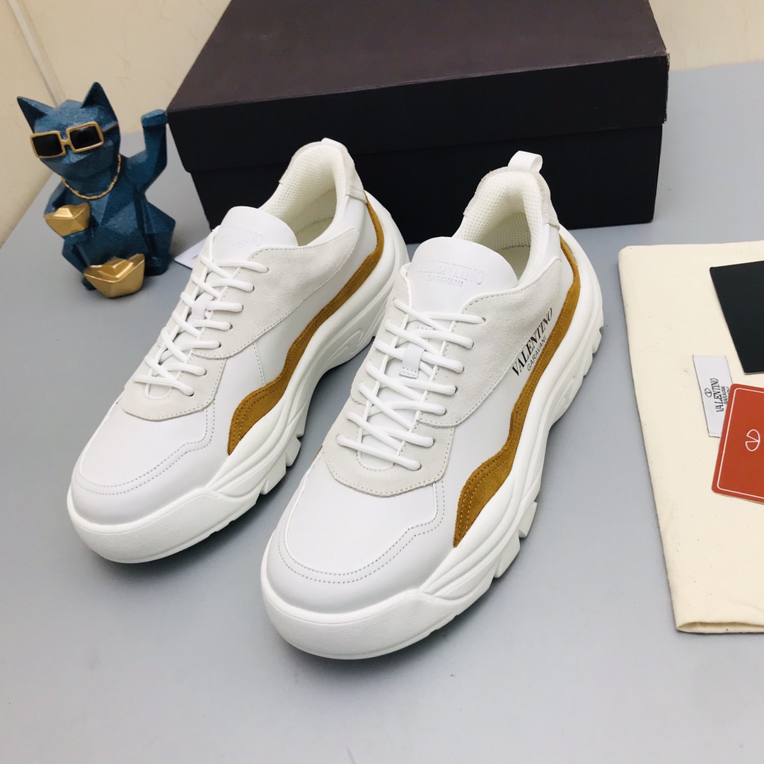 Valentino Garavani Gumboy low-top sneakers 20 - vstockx
