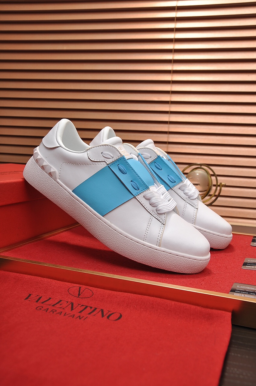 Valentino Garavani Rockstud Untitled calfskin sneaker 27 - vstockx