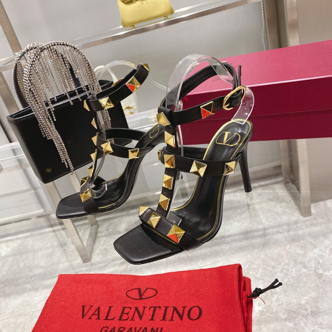 VALENTINO GARAVANI ROMAN STUD WOMEN 10 - vstockx