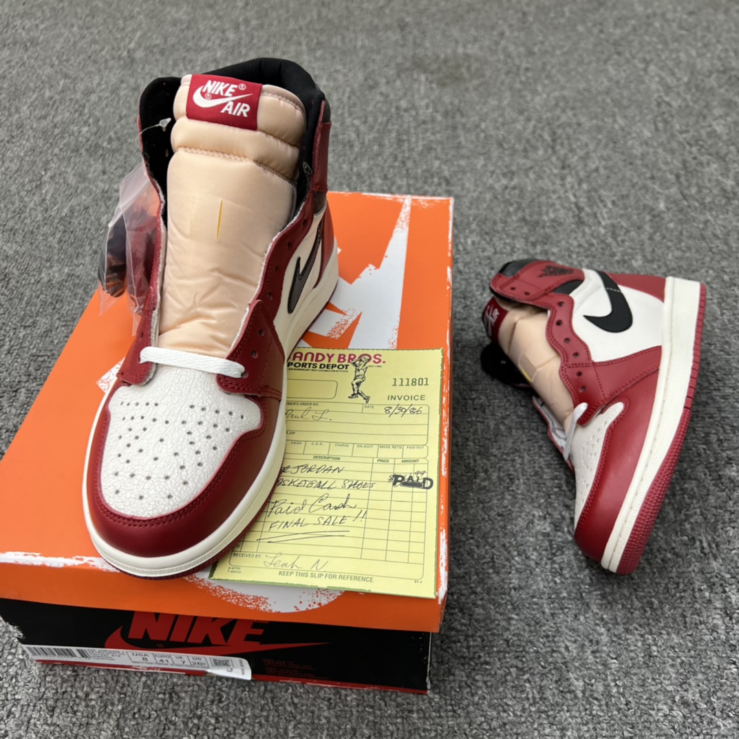 Jordan 1 Retro High OG Chicago Lost and Found - vstockx