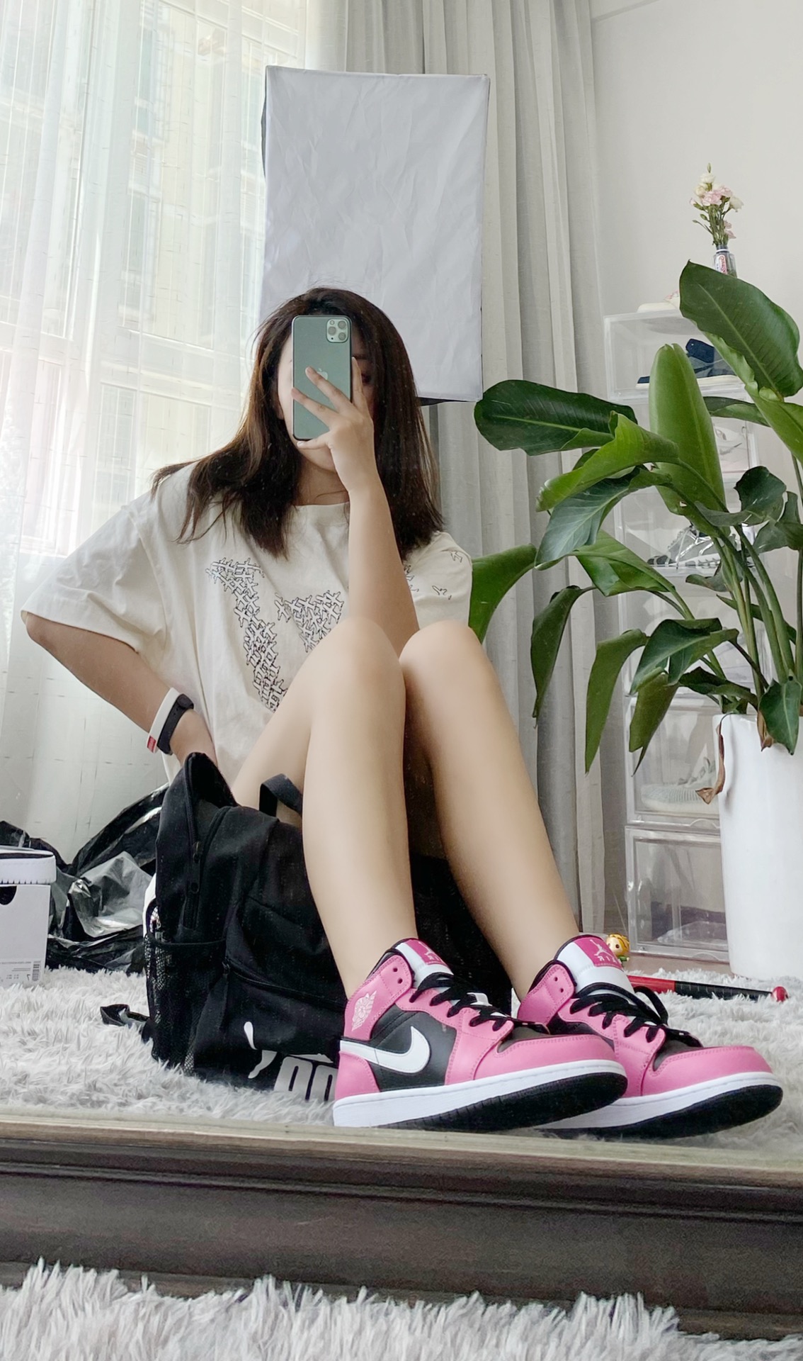 Jordan 1 Mid Pinksicle (GS) - vstockx