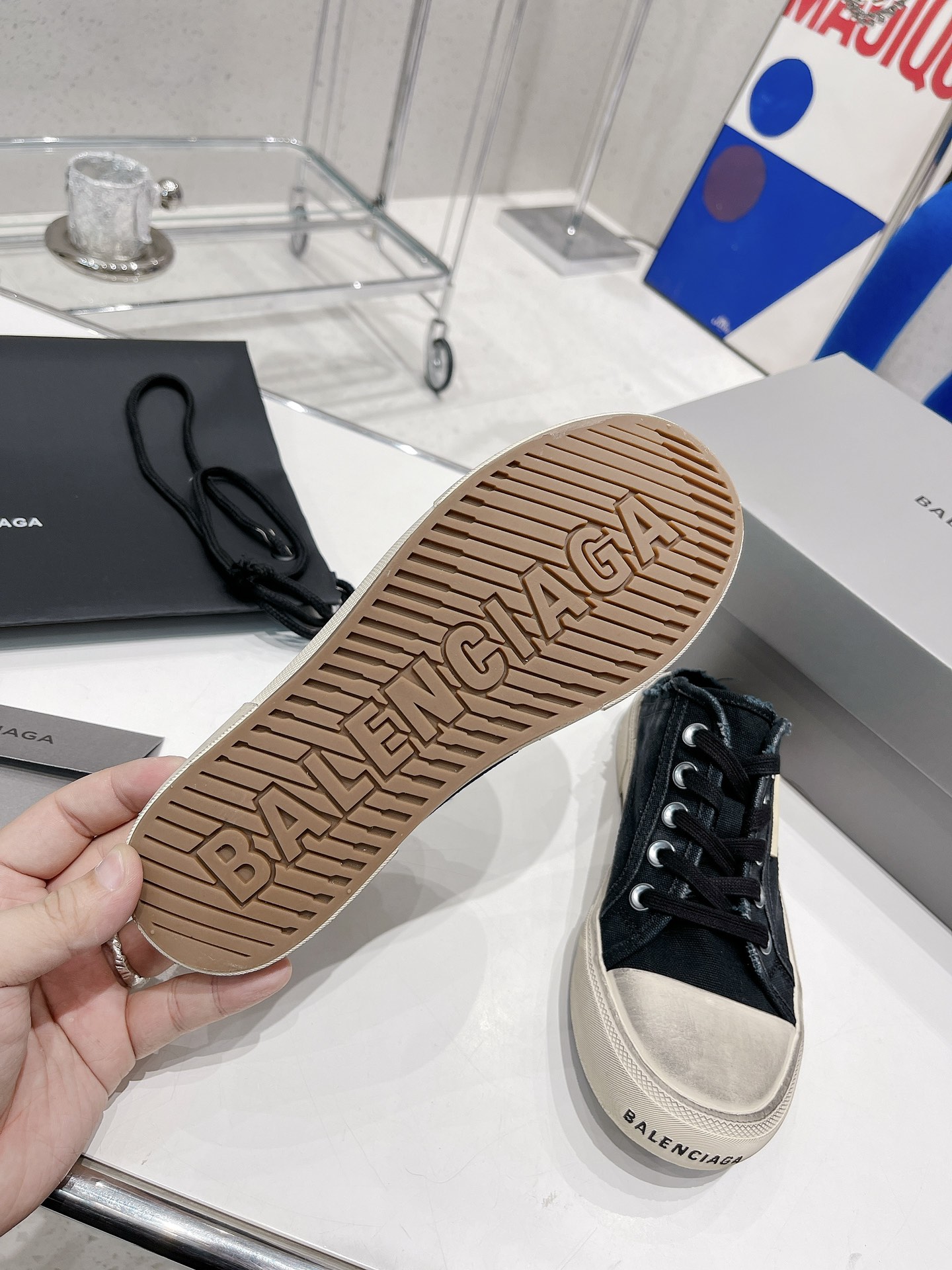 Balenciaga Paris Sneaker 3 - vstockx