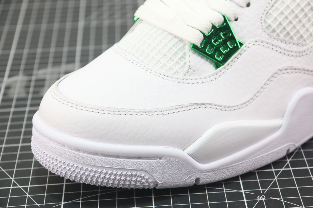 Jordan 4 Retro Metallic Green - vstockx