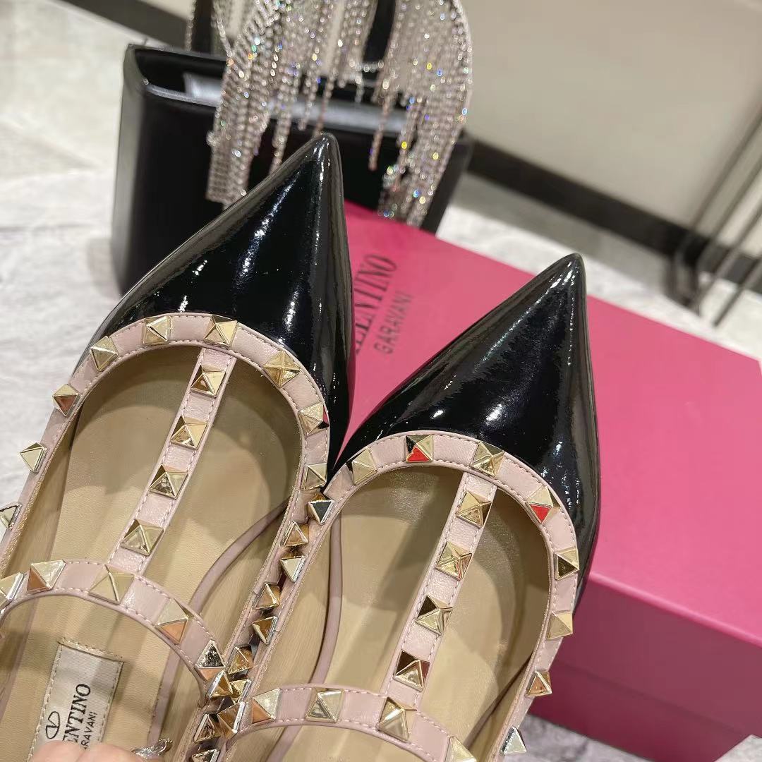 VALENTINO GARAVANI Roman Stud WOMEN 15 - vstockx