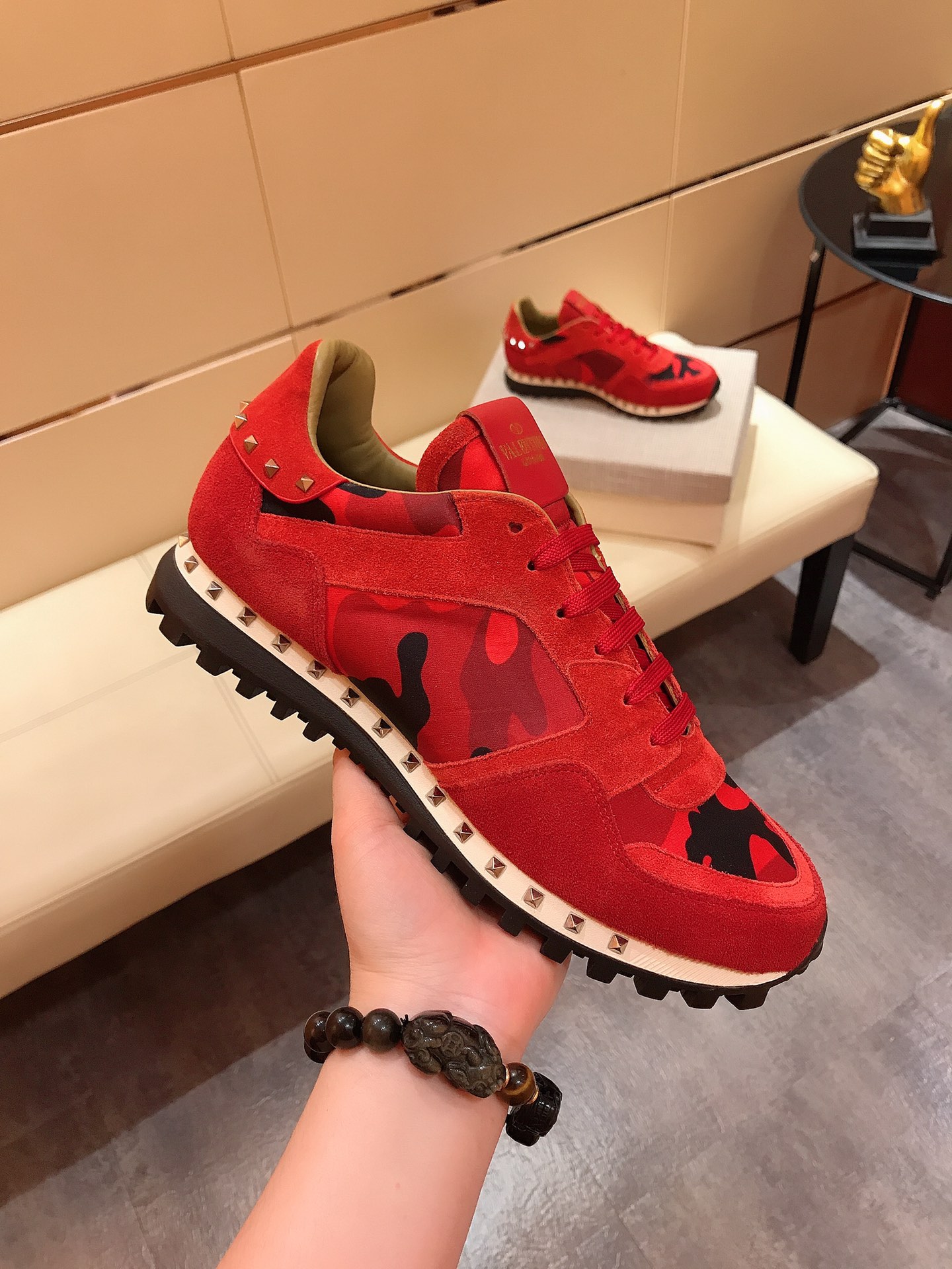 Valentino Garavani Rockrunner camouflage-print sneakers 18 - vstockx