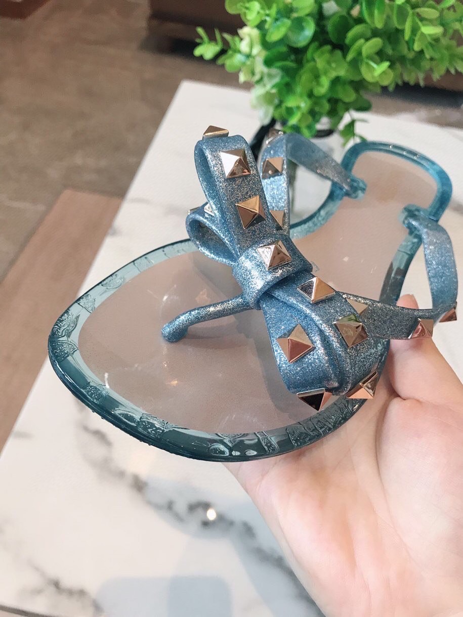 VALENTINO GARAVANI Rockstud WOMEN 35 - vstockx