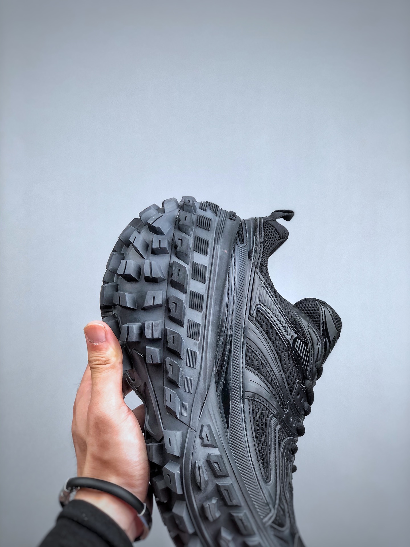 Balenciaga Defender Black - vstockx