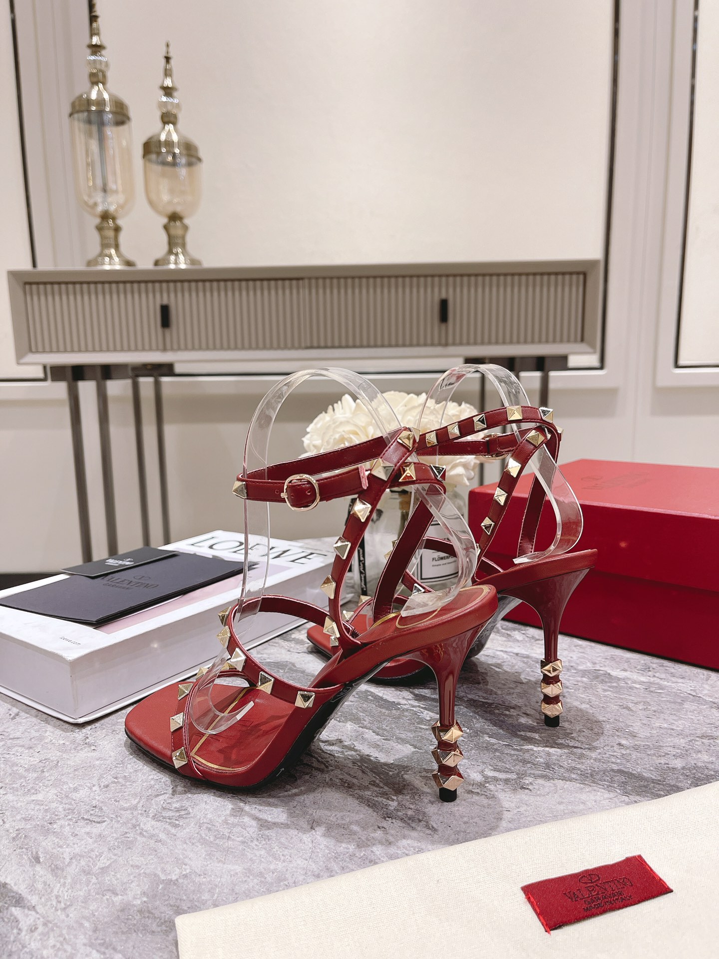 VALENTINO GARAVANI Rockstud WOMEN 2 - vstockx