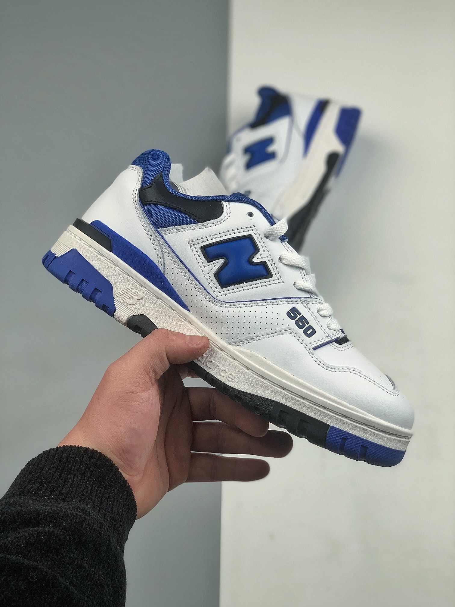 New Balance 550 White Blue - vstockx