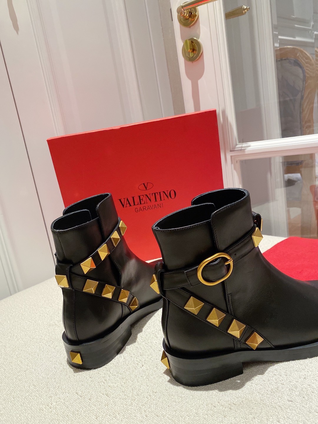 VALENTINO GARAVANI Roman Stud WOMEN 23 - vstockx
