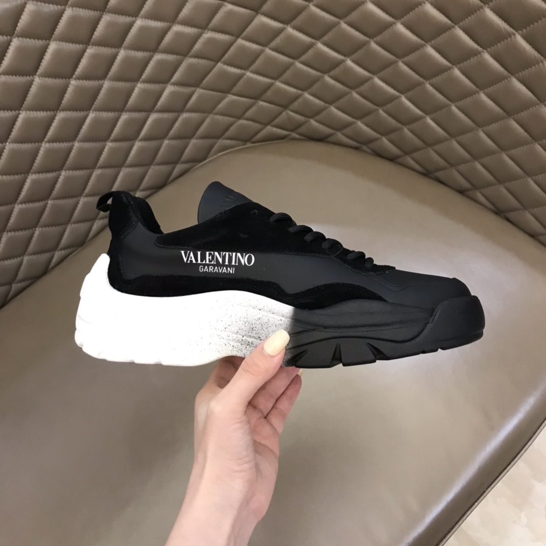 Valentino Garavani Gumboy low-top sneakers 3 - vstockx