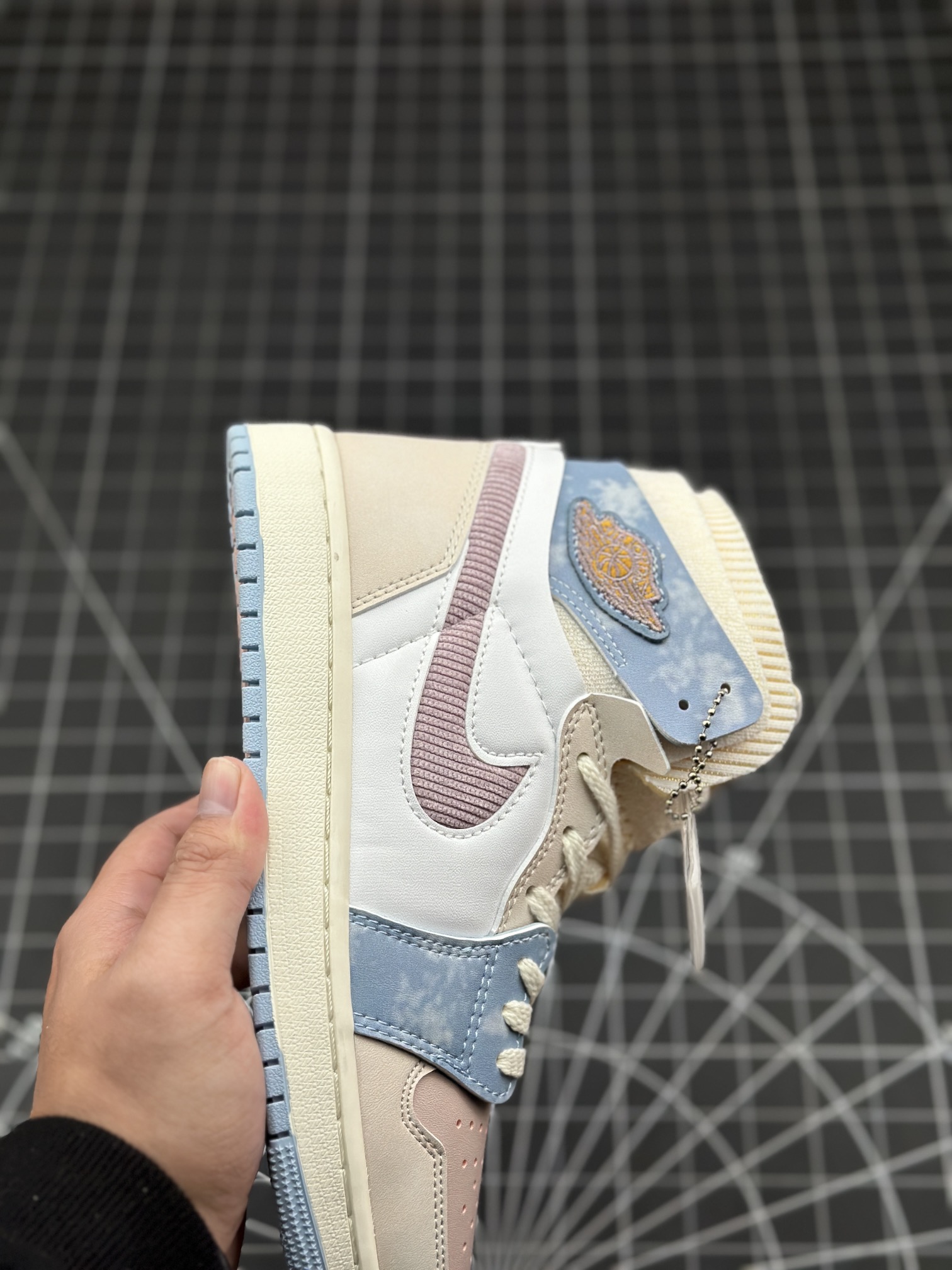 Jordan 1 High Zoom Air CMFT Pink Oxford (W) - vstockx