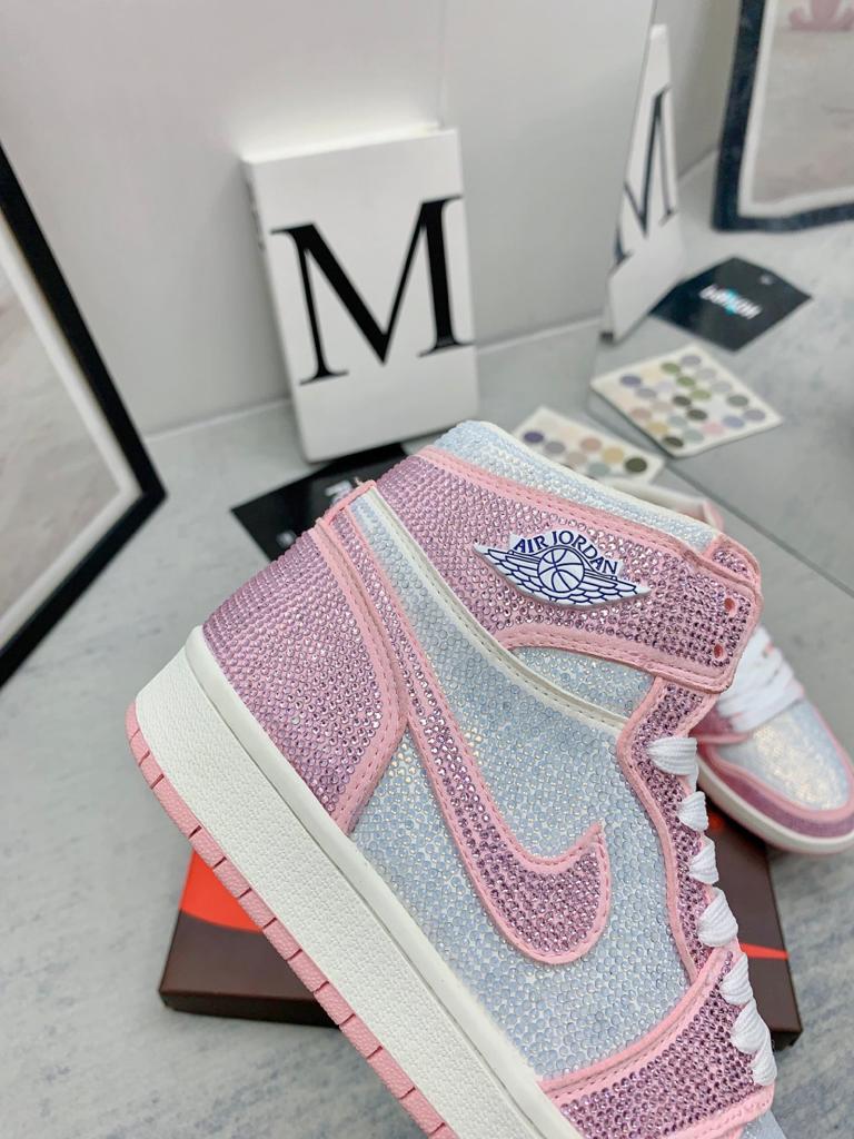 Jordan 1 white pink full diamond custom - vstockx