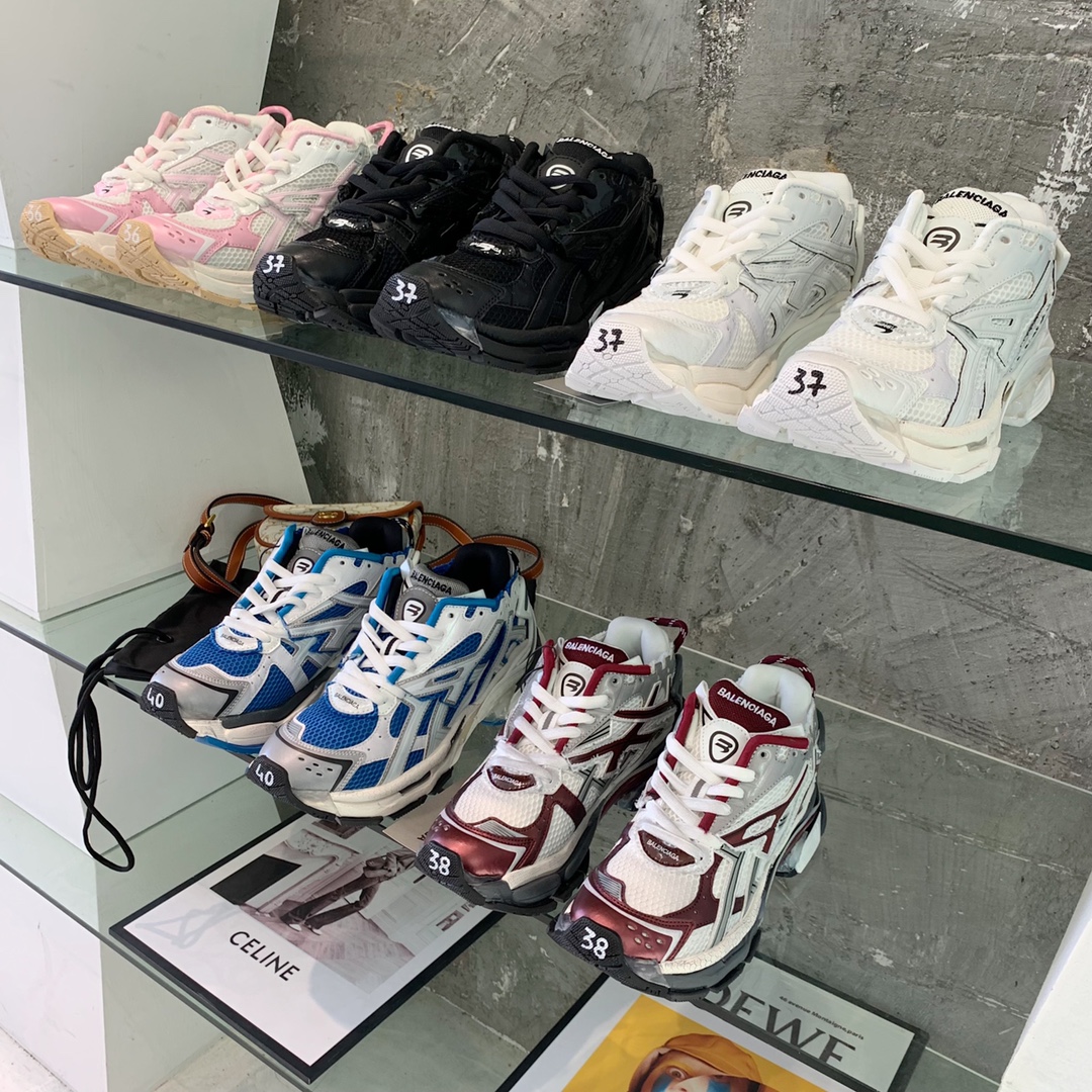 Balenciaga Runner sneaker 7 - vstockx